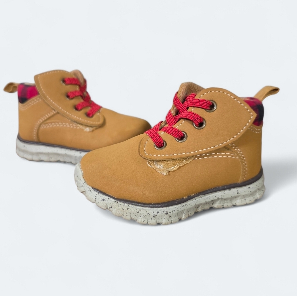 Wonder Nation Kids Boots Size 5 Hiking Style With Easy Hook And Loop Closure
